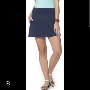 Icebreaker breeze skirt size small